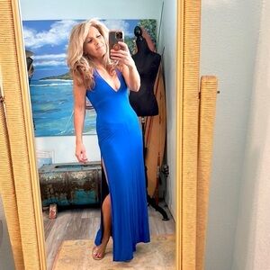 Solemio,Beautiful Versatile Stretch Body-Con, High Side-Split,Stunning Blue, S